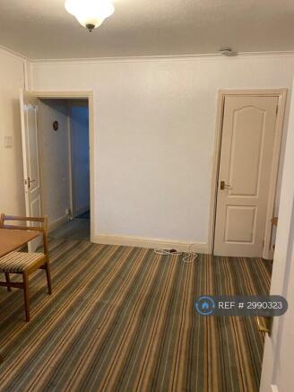 2 bed Detached to rent Image 5