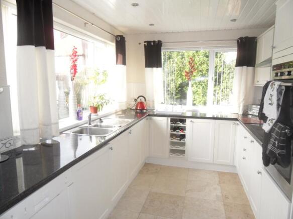 Breakfasting Kitchen