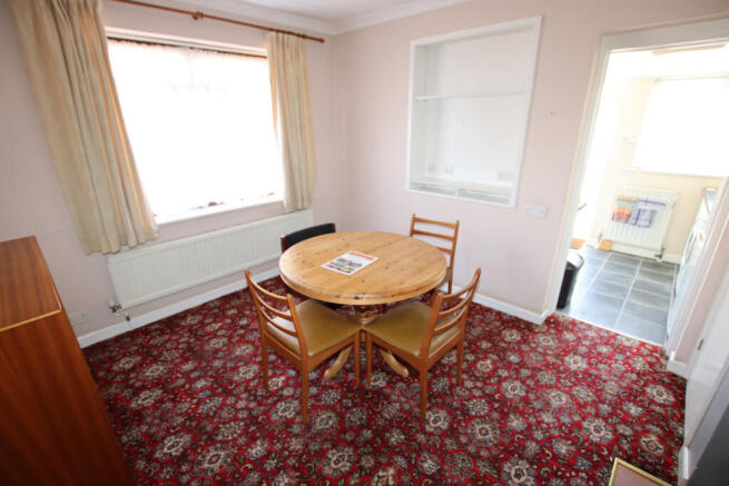 London Road 11 - Dining Room 1