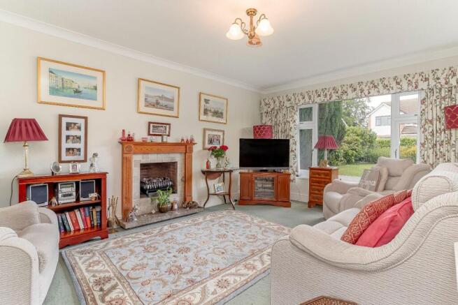 4 bed Detached for sale Image 4