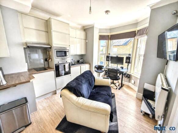 Kitchen/Living Room