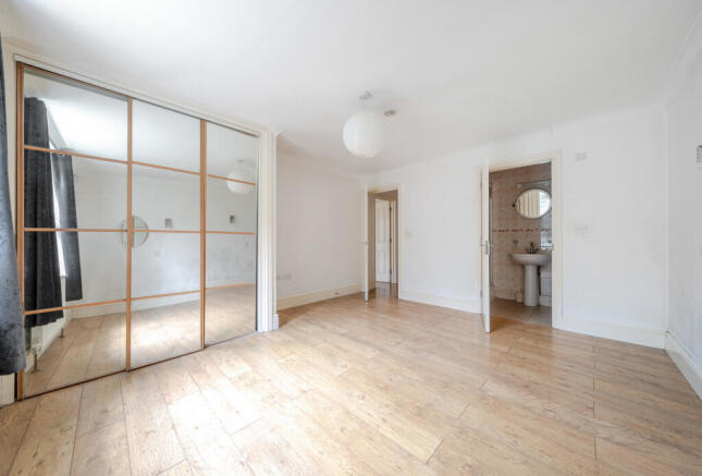 1403410-10-696f9d...