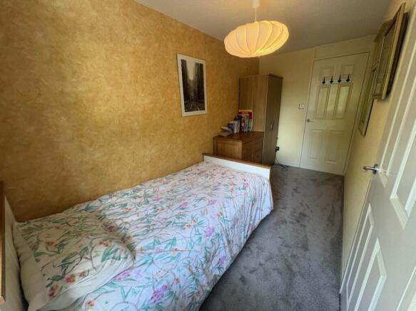 2 bed Flat for sale Image 12
