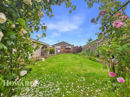 Hadleigh Drive, Oulton Broad