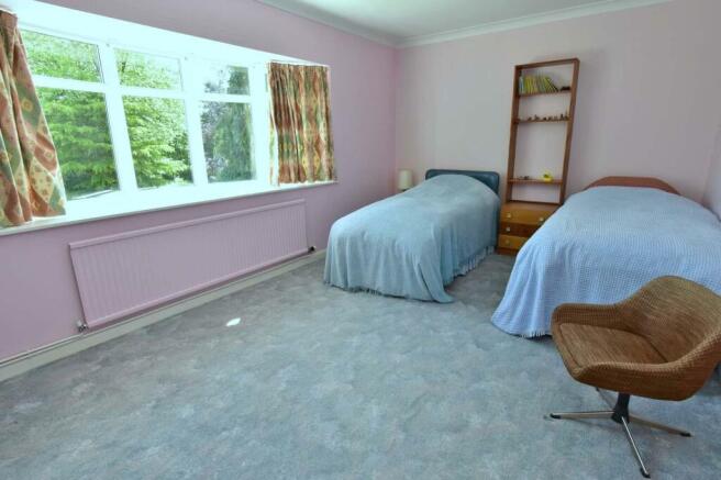 A BEDROOM 3.JPG