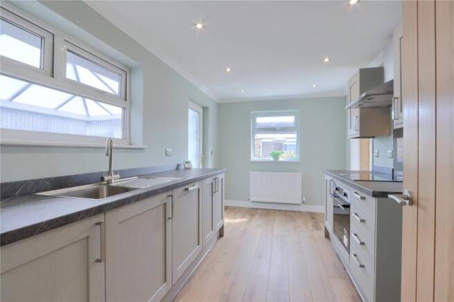 2 bed Bungalow for sale Image 5