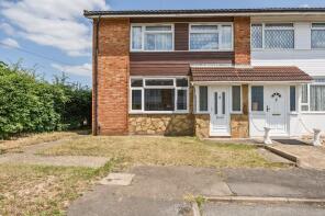 17, Franklin Avenue, Slough SL2 1RX