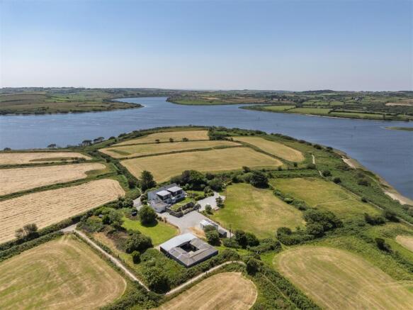 Tresevern-House_aerials-29.jpg