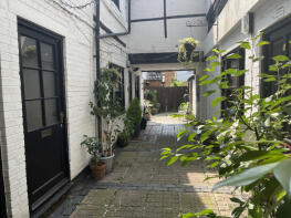 Flat 1, Chapel Court, Barton Street, Tewkesbury GL20 5PY