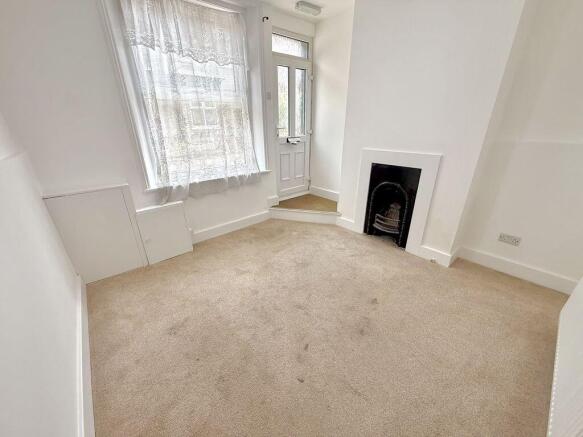 Winfield Street, Dunstable photo 4