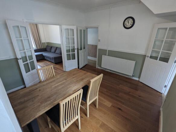 Dining Room (3)
