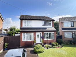 29, Fleetwood Crescent, Banks PR9 8HF