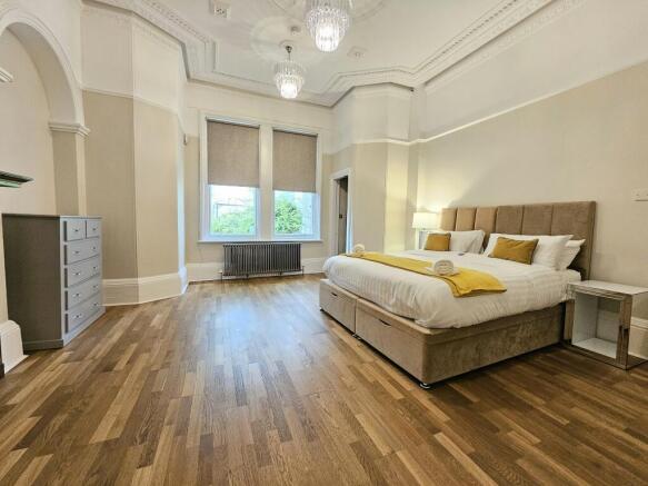 1 bed Apartment to rent Image 4