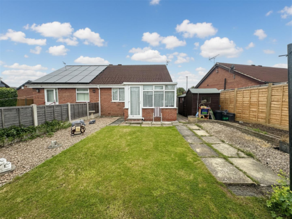 2 bed Detached for sale Image 9