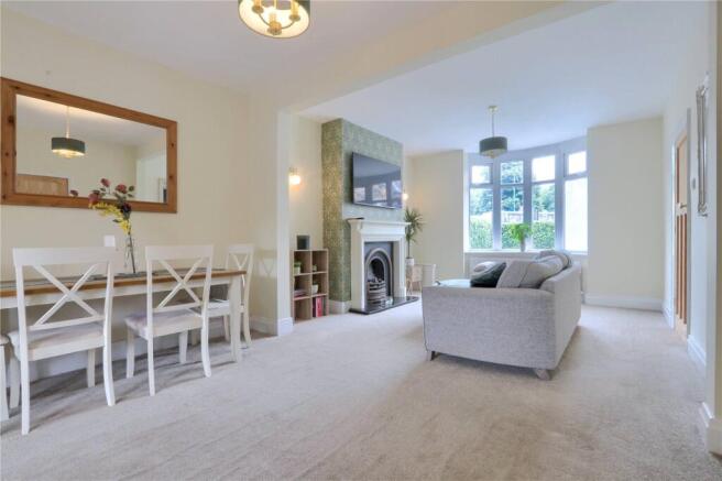 3 bed Semi-Detached for sale Image 6