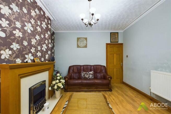 CAM02696G0-PR0143-STILL002.jpg