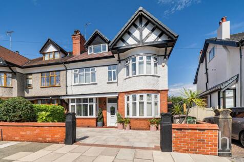 Lyndhurst Road, Wallasey, CH45