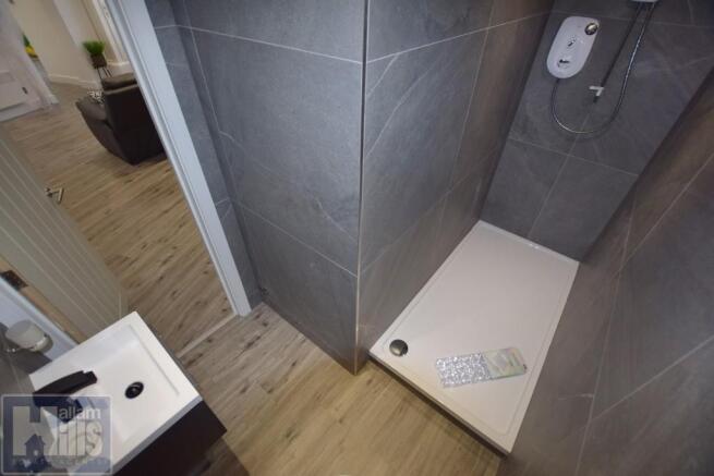 1 bed Flat to rent Image 8