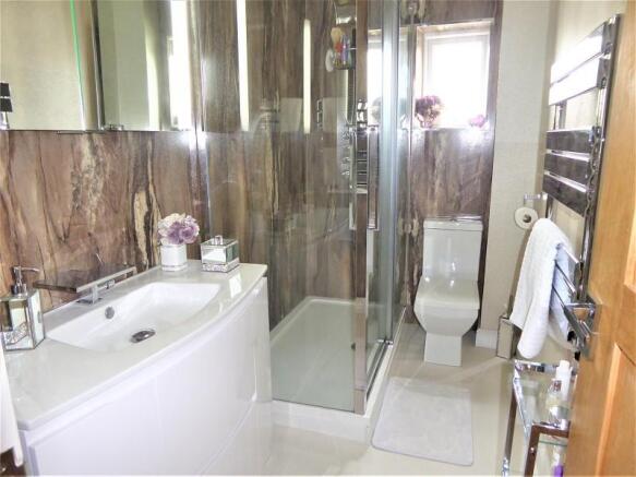 Family Shower Room