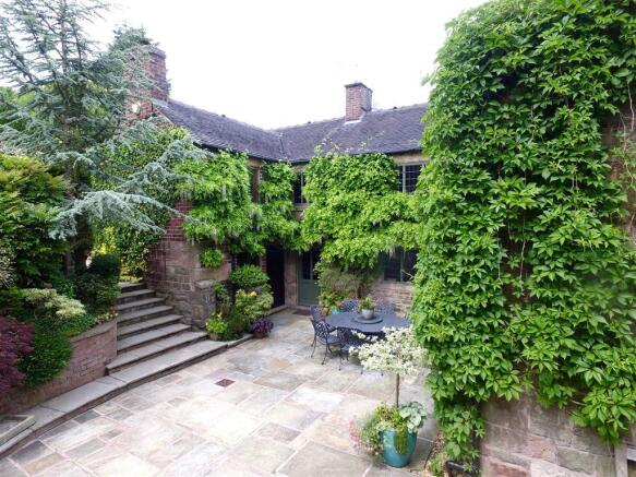 Courtyard Garden