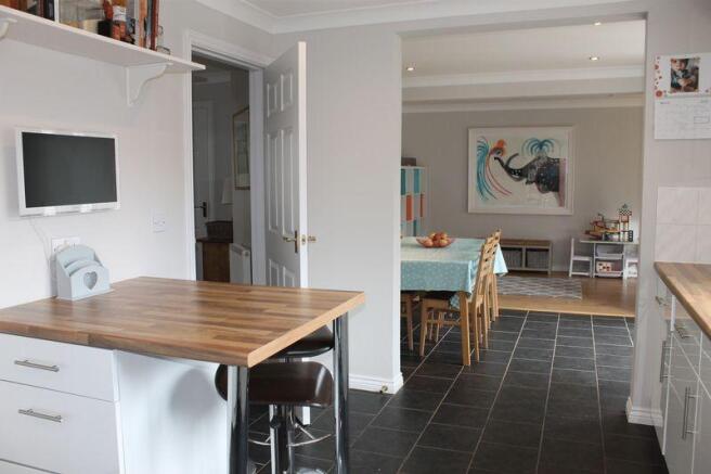 Kitchen/Breakf...