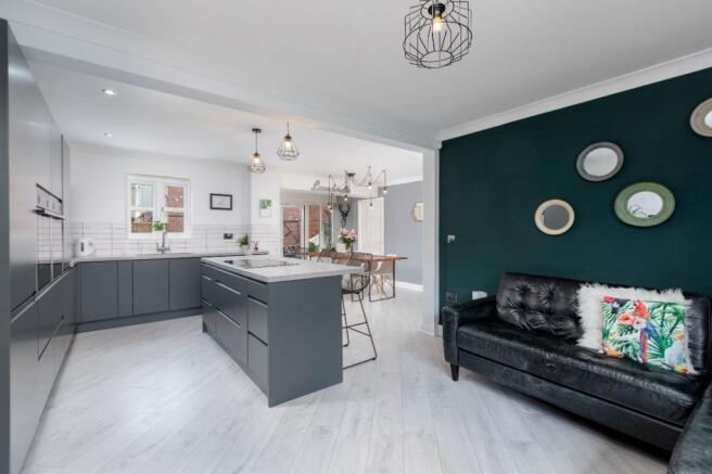 Kitchen/Family Room