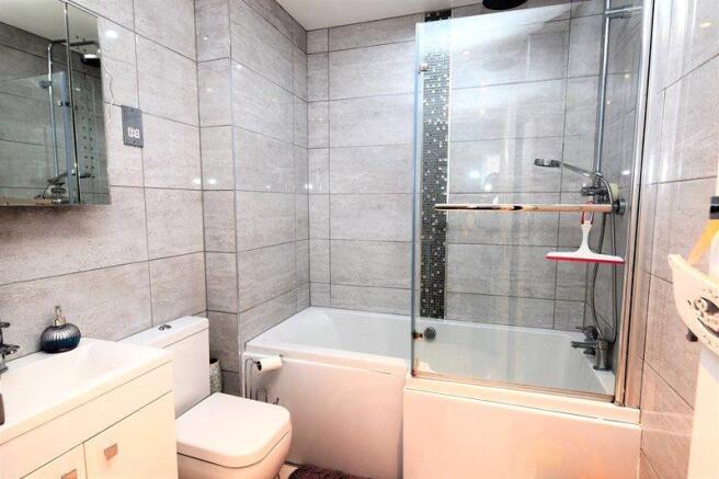 Bathroom / Wc