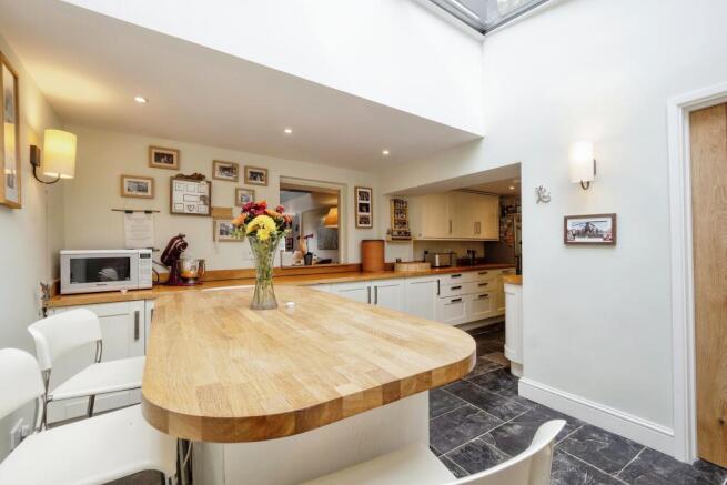 Kitchen/Breakfast