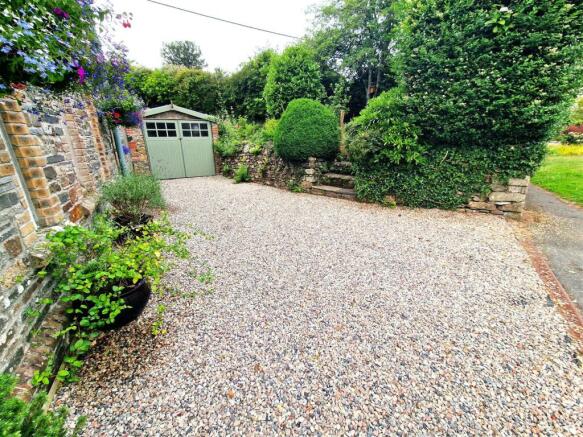 Driveway.jpg