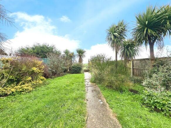 Wivenhoe Road, Alresford, CO7 photo 3
