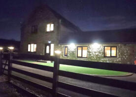 4, Manor Farm Buildings, Edlington Lane, Edlington, Doncaster DN12 1PX