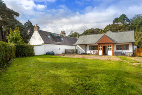 Reidhaven, Blairfield Road, Nairn, Highland IV12 5NJ