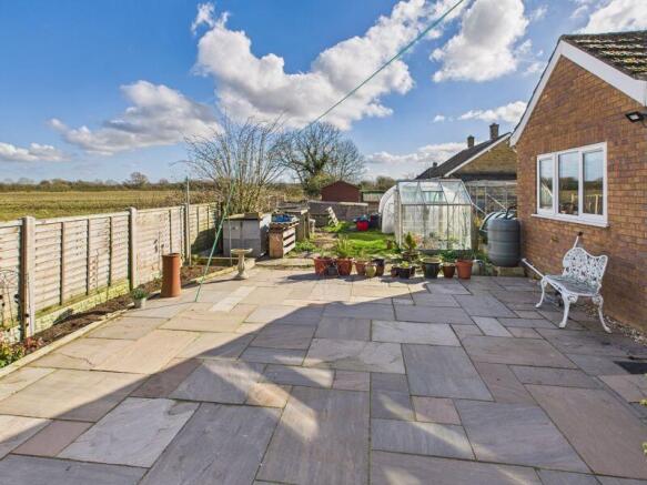Rear patio/garden