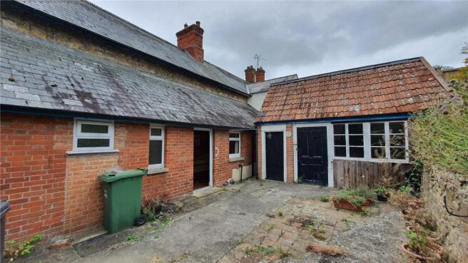 Patio & Outbuilding