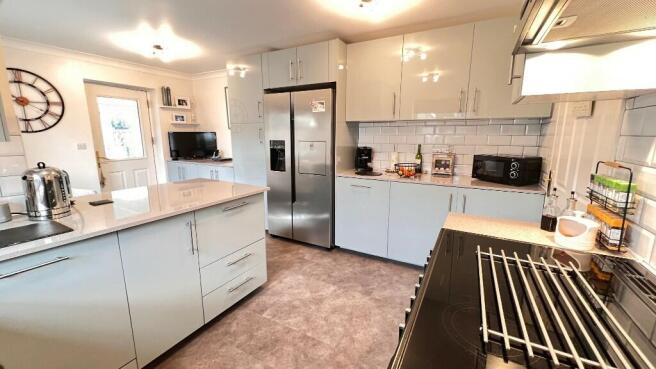 Fitted Kitchen/Diner