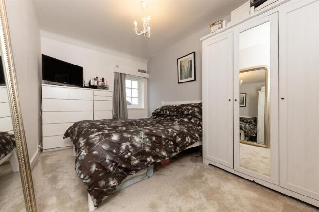 136 Glebe Road (6 of 21).jpg