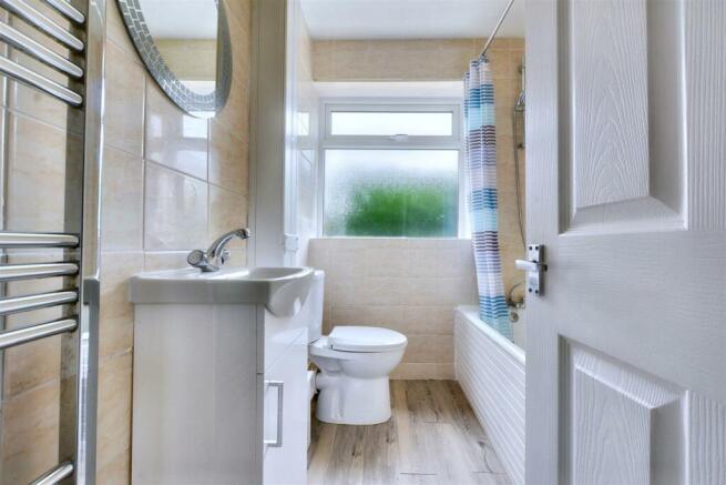 Bathroom.jpeg
