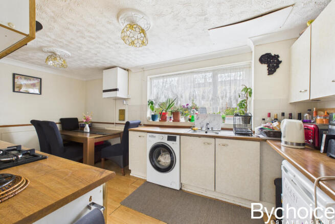 CAM05454G0-PR0047-STILL001