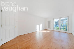 Flat 6, Hamilton Court, The Strand, Brighton Marina, Brighton BN2 5XD