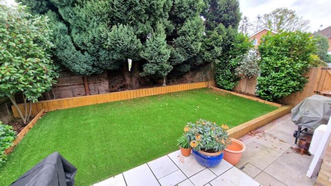 GARDEN 2.jpg