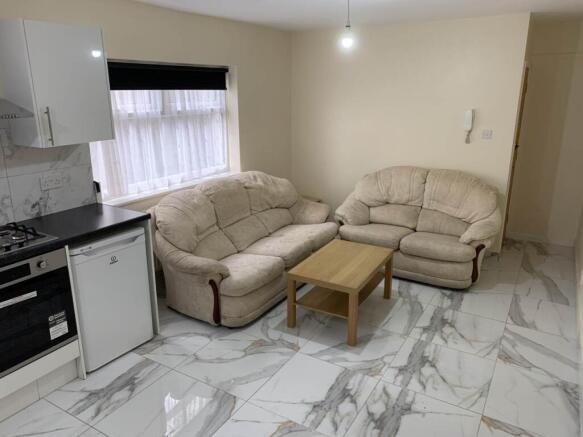 Kitchen Diner Revers