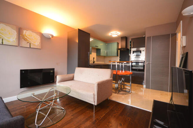 1 Double Bedroom Apartment to Rent