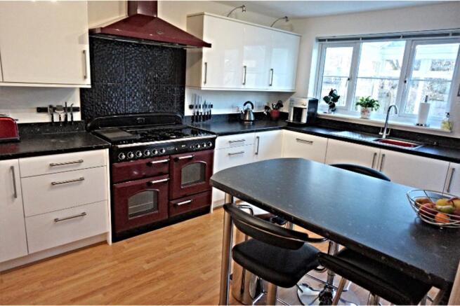 Kitchen / Breakfast