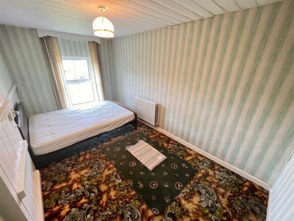 Front Bedroom 4