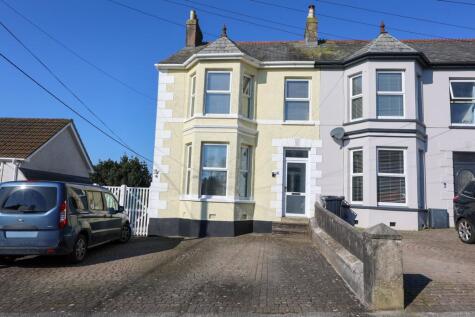 Highfield Avenue, St Austell, PL25