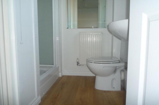 En - Suite Shower Ro