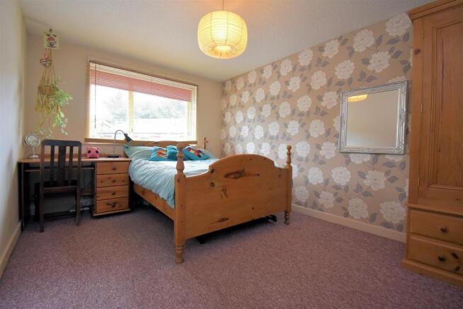 BEDROOM 2.jpg