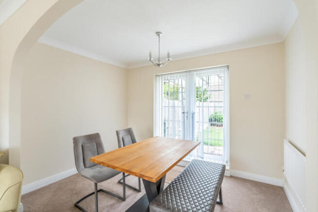 3 bed Bungalow for sale Image 5