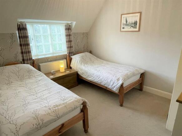 Bedroom 2.jpg
