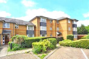 Flat 3, 11 Alvernia Lodge, Oakhill Road, Sutton SM1 3AA